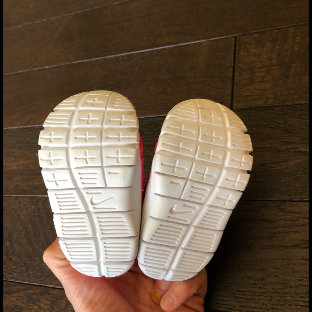 SOLD❌NIKE Free Toddler Sneaker Size 2C, VGUC - Picture 5 of 8